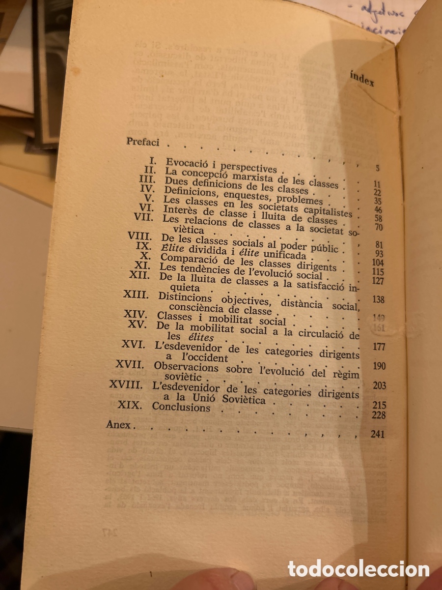 Libros de segunda mano: La lluita de classes per Raymon Aron. C1n - Foto 4