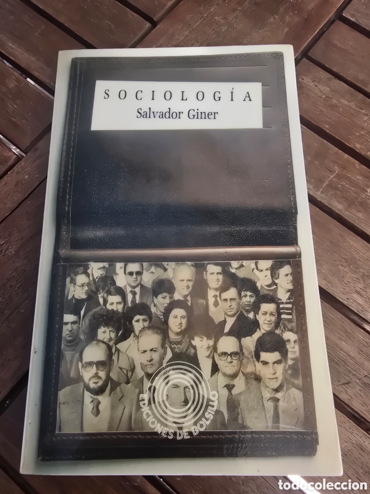 Libros de segunda mano: Sociolog&iacute;a. Salvador Giner Ediciones Pen&iacute;nsula 1983 nueva versi&oacute;n revisada y ampliada 17&ordf; edicion