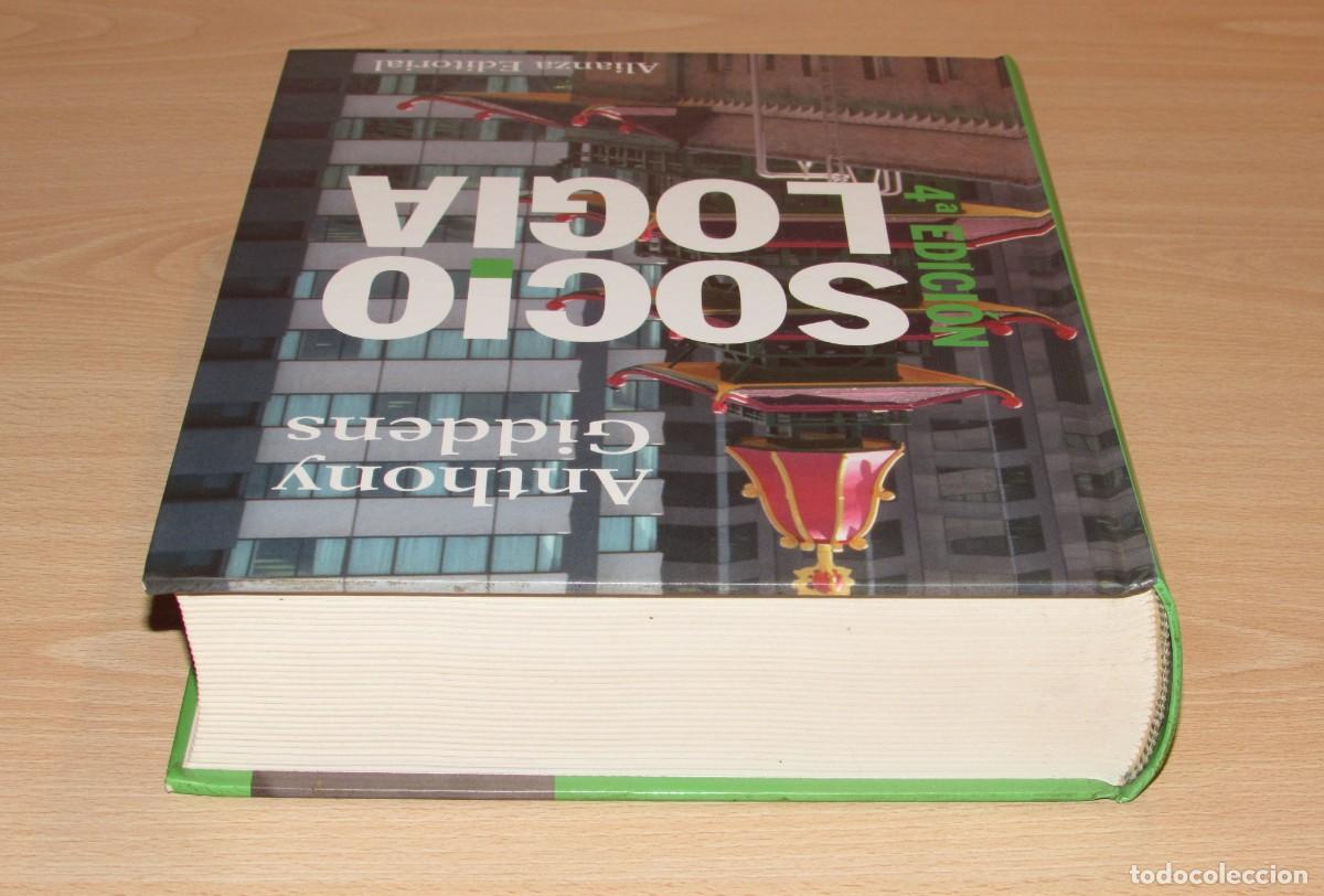 Libros de segunda mano: Sociolog&iacute;a Anthony Giddens Alianza 2004 - Foto 5
