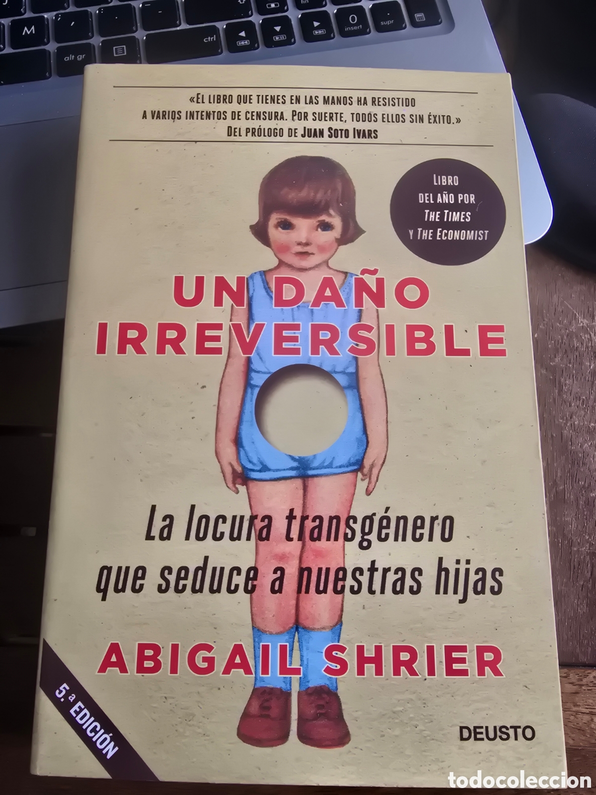 Libros de segunda mano: Un da&ntilde;o irreversible La locura transg&eacute;nero que seduce a nuestras hijas Shrier, Abigail DEUSTO 2021