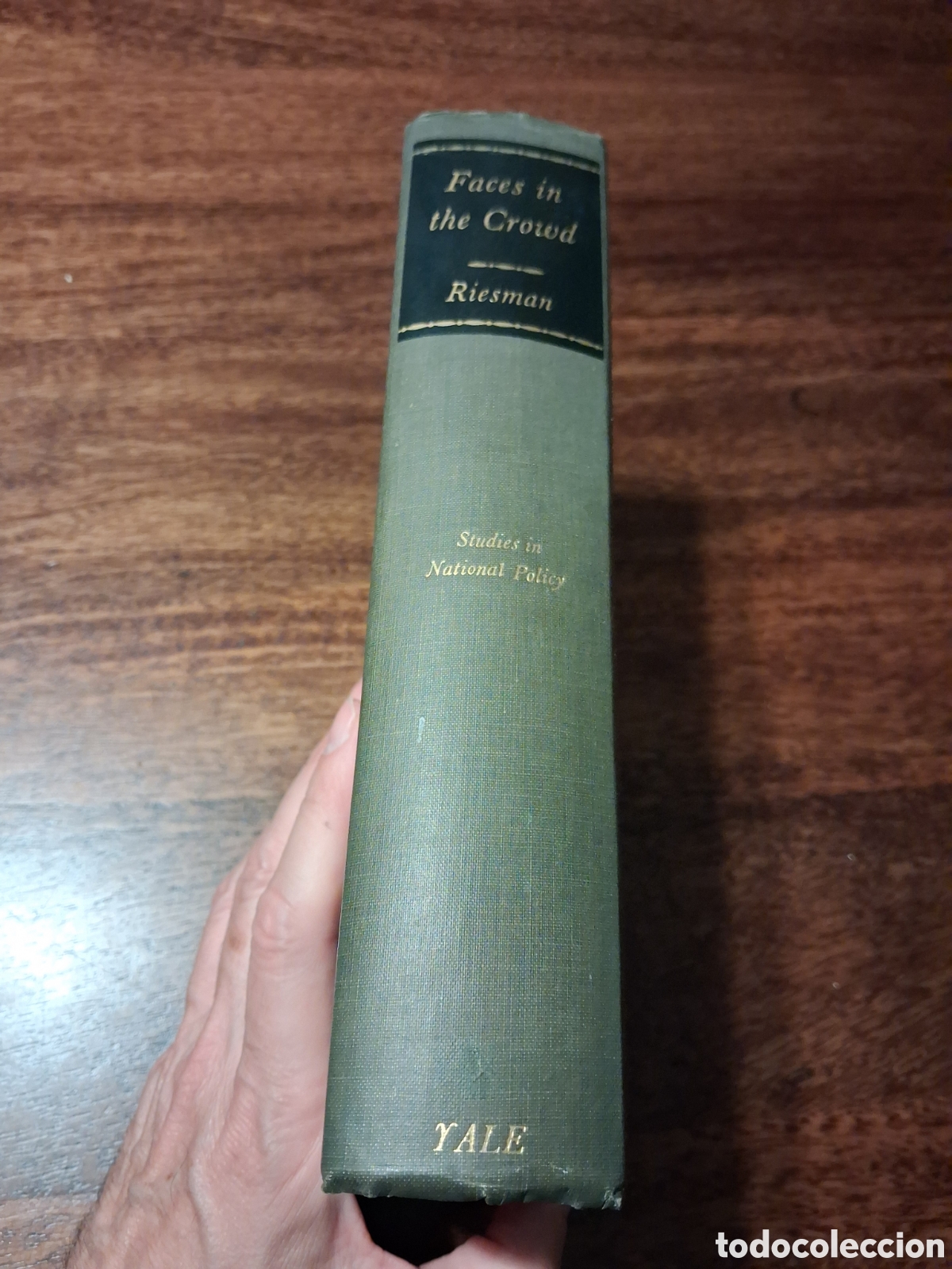 Libros de segunda mano: Faces in the Crowd: Individual Studies in Character and Politics, David Reisman