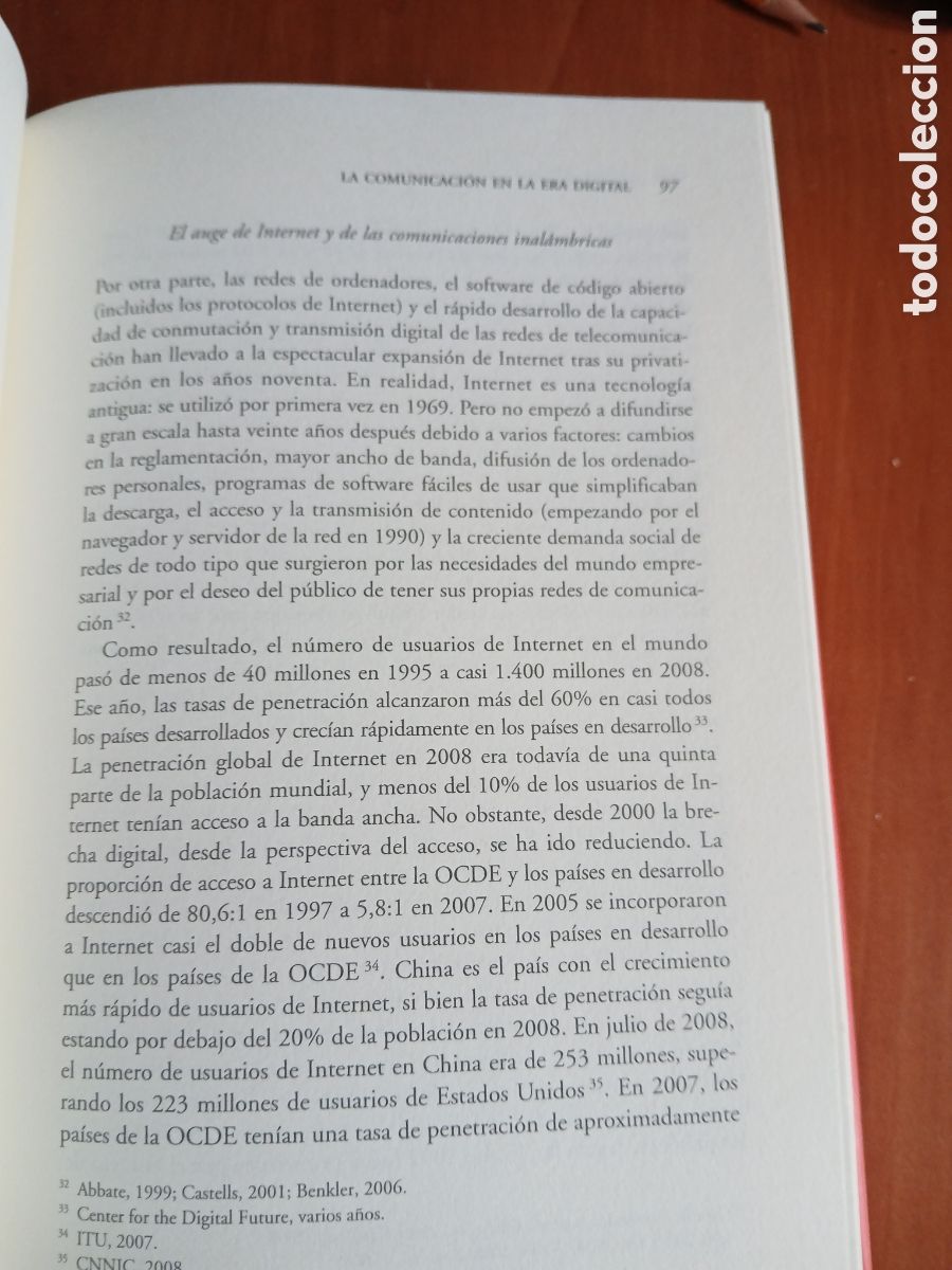 Libros de segunda mano: Comunicaci&oacute;n y poder. Manuel Castells. - Foto 11