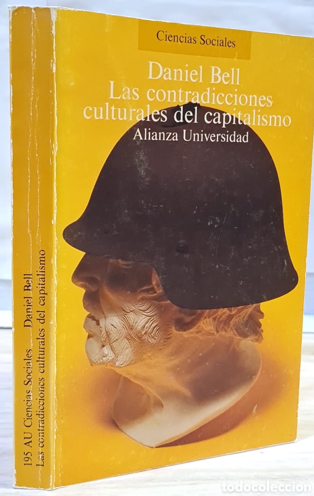 Second hand books: Las contradicciones culturales del capitalismo - Daniel Bell