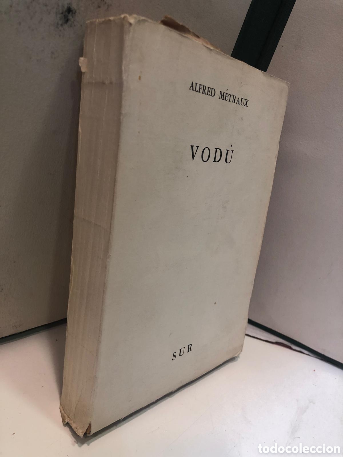 Libri di seconda mano: Vod&uacute; - Alfred M&eacute;traux