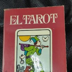 Libros de segunda mano: EL TAROT ALFRED DOUGLAS . Lote 184363611