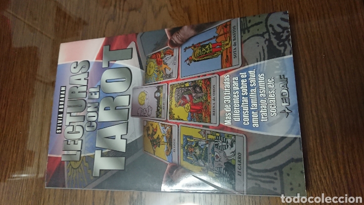 Libros de segunda mano: LECTURAS CON EL TAROT, SYLVIA ABRAHAM - Foto 1