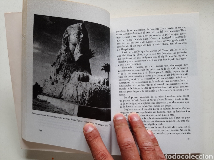 Libros de segunda mano: C&Oacute;MO PREDECIR EL FUTURO CON EL TAROT - Hugo Mayer - Foto 2