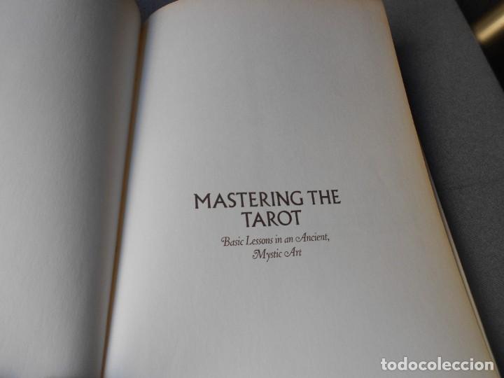 Libros de segunda mano: MASTERING THE TAROT - Foto 3