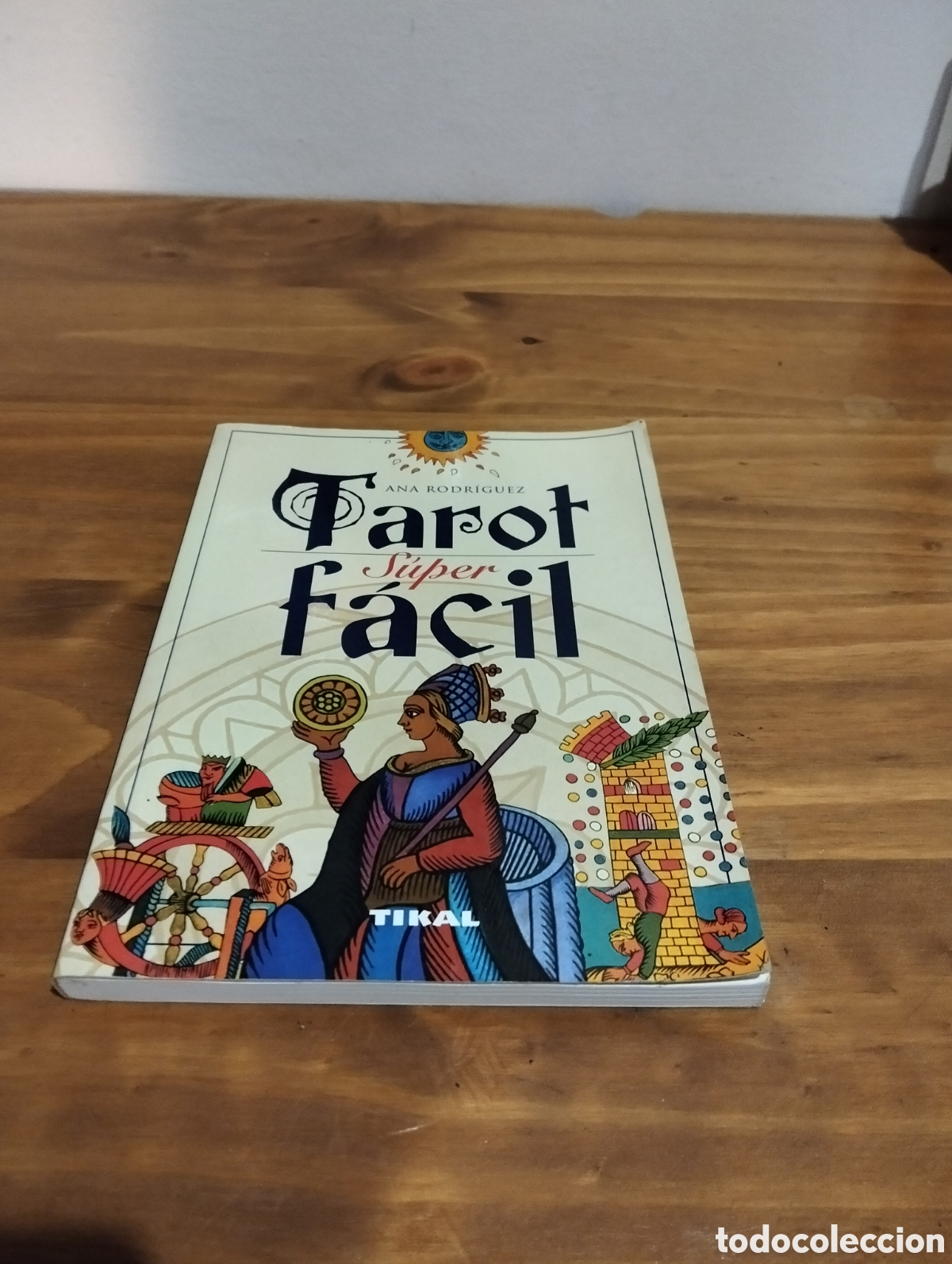 Libros de segunda mano: Tarot super f&aacute;cil. Ana Rodr&iacute;guez - Foto 1