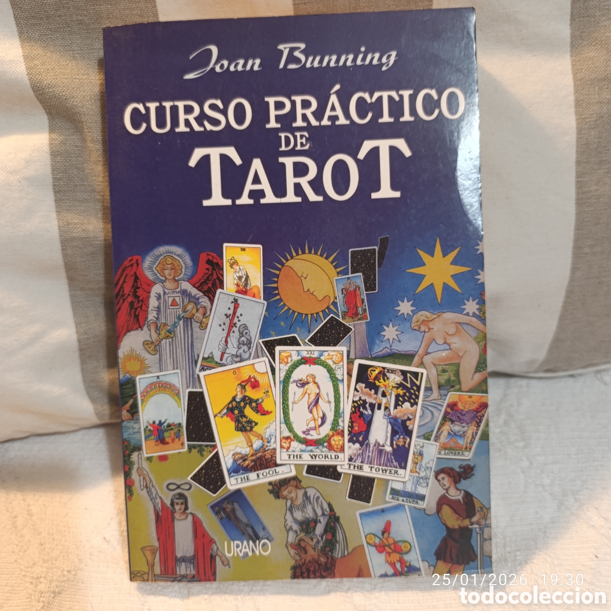 Libros de segunda mano: Curso Pr&aacute;ctico de Tarot&rdquo;&nbsp;de Joan Bunning.&nbsp;Editorial Urano. - Foto 1