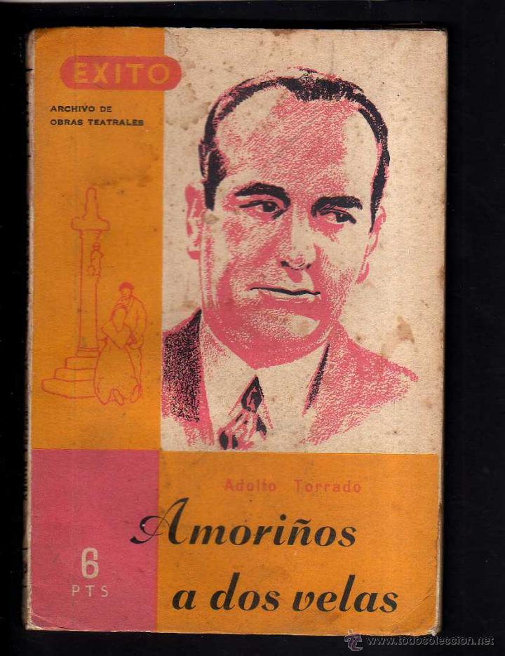 Libros de segunda mano: Amori&ntilde;os a dos velas. Exito - Foto 1