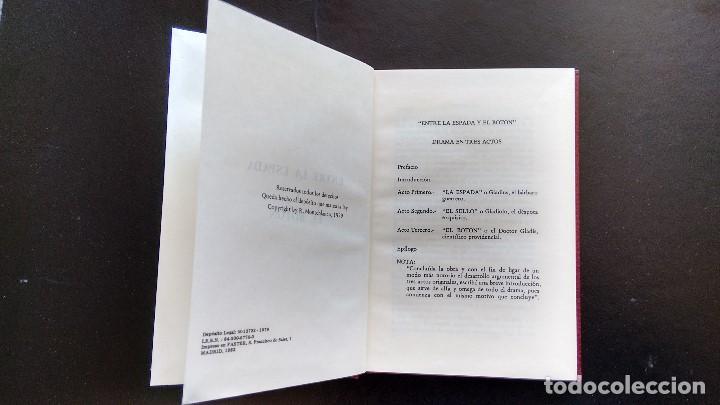 Libros de segunda mano: ENTRE LA ESPADA Y EL BOT&Oacute;N - R. MONTEBLANCO - MADRID, 1982. - Foto 3