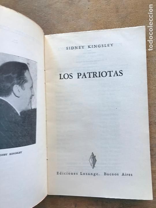 Libros de segunda mano: LOS PATRIOTAS. SIDNEY KINGSLEY. - Foto 2