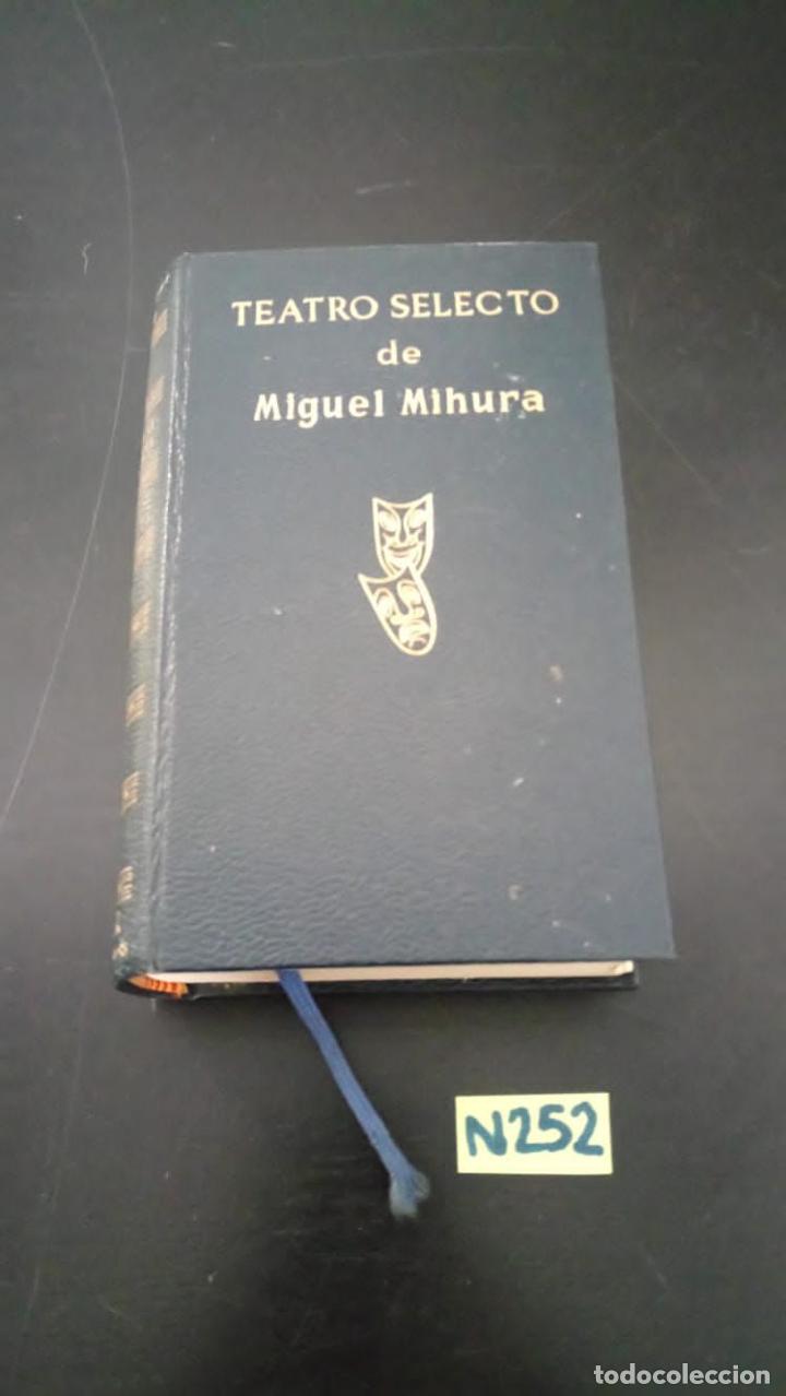 Libros de segunda mano: Teatro selecto de Miguel Mihura - Foto 1