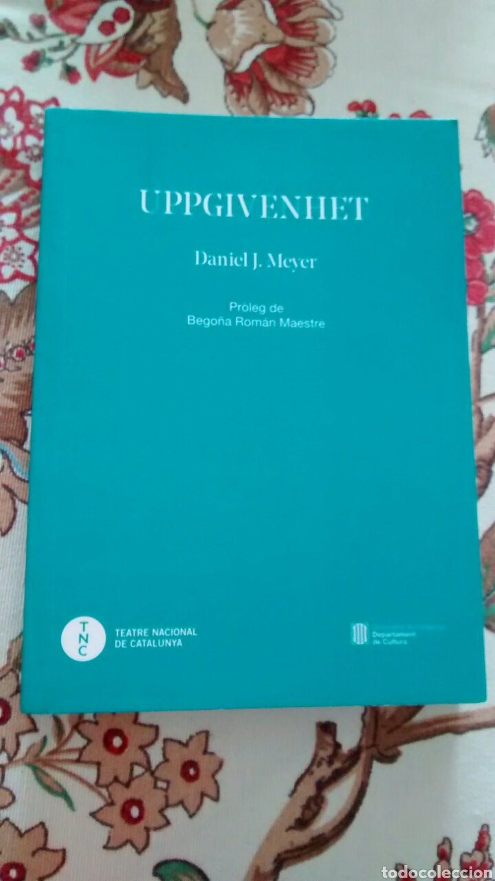 Libros de segunda mano: UPPGIVENHET DE DANIEL J. MEYER (TEATRE NACIONAL DE CATALUNYA) - Foto 1