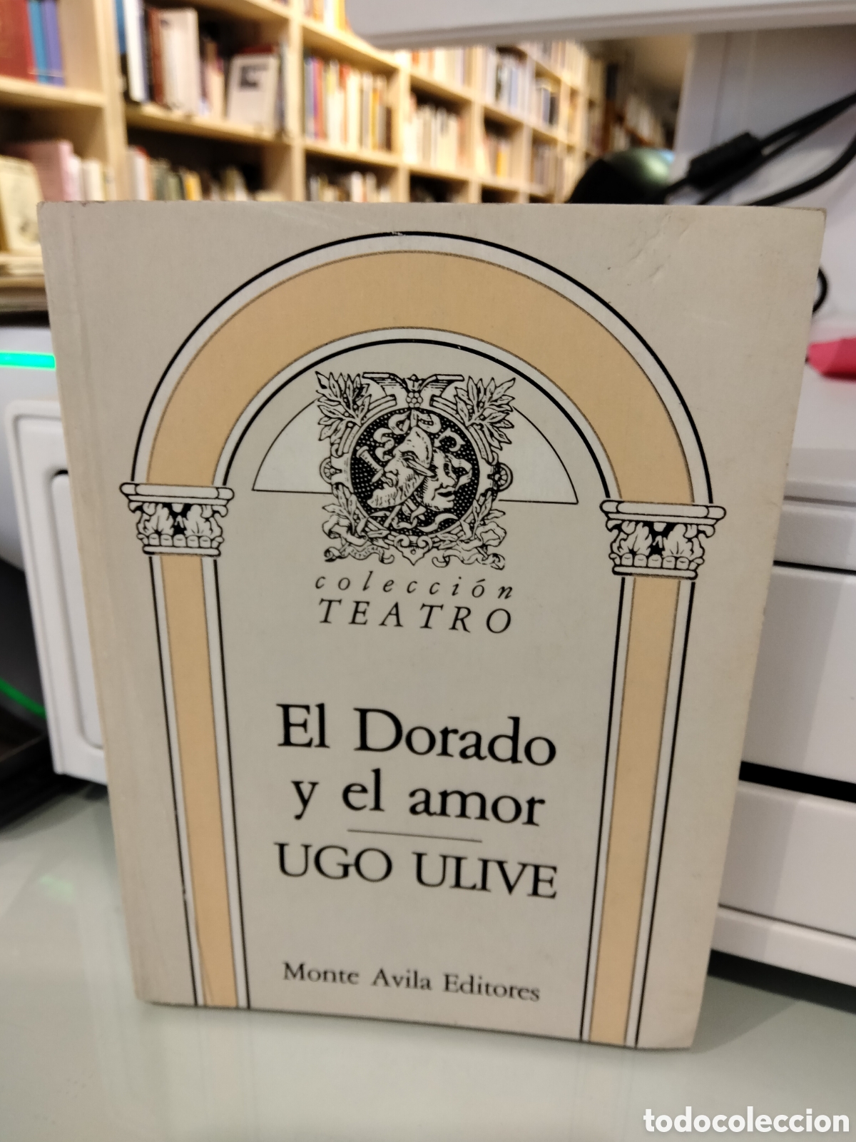Libros de segunda mano: El Dorado y el amor - Ugo Ulive - Foto 1