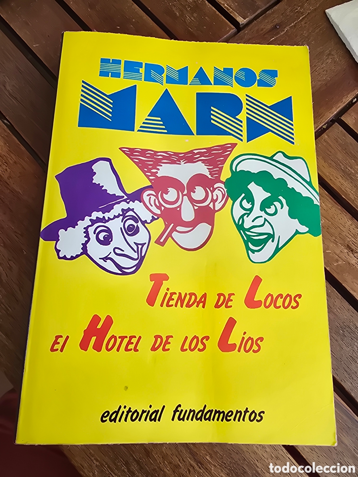 Libros de segunda mano: LOS HERMANOS MARX Tienda de locos El hotel de los lios EDITORIAL FUNDAMENTOS 1983 Teatro