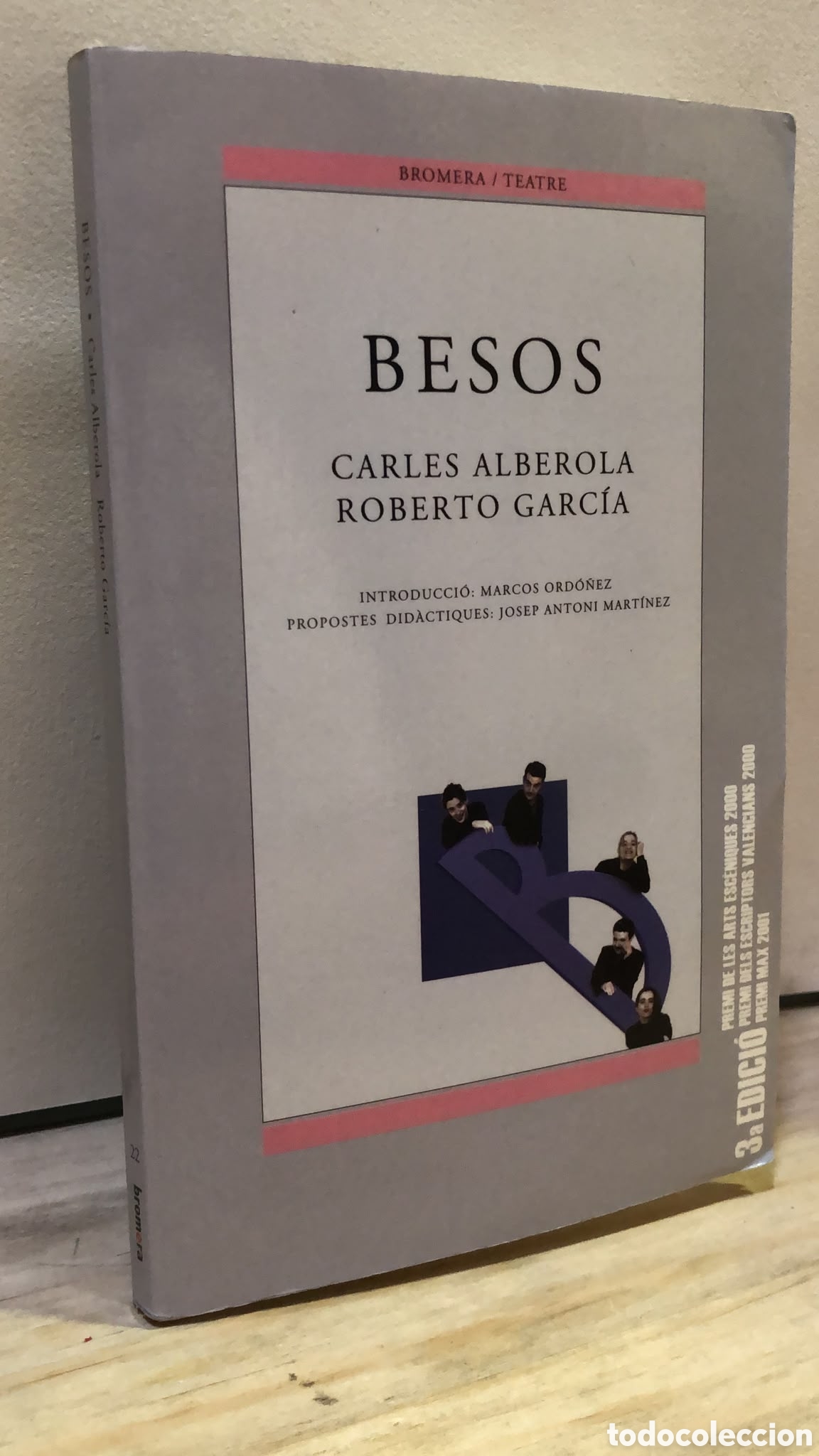 Libri di seconda mano: Besos - Carles Alberola y Roberto Garc&iacute;a