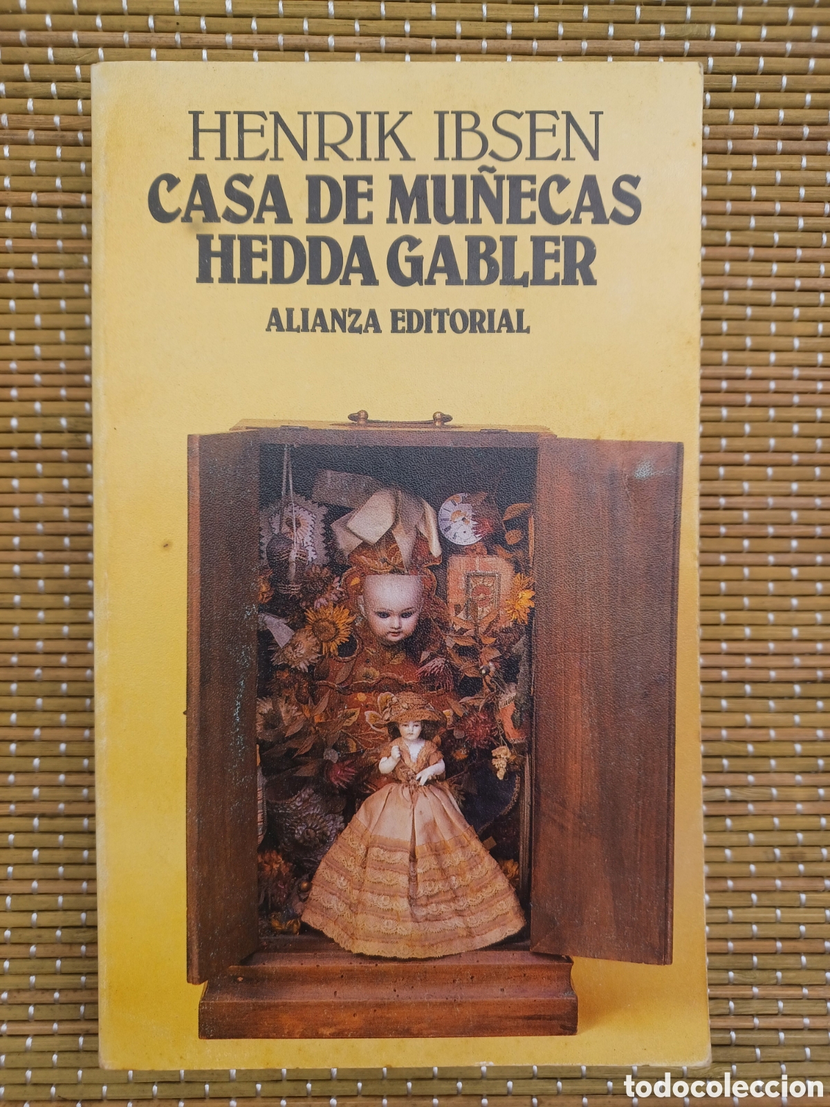 Libros de segunda mano: Casa de mu&ntilde;ecas ; Hedda Gabler.- Ibsen, Henrik - Foto 1