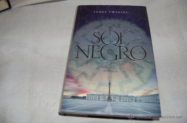 Libros de segunda mano: SOL NEGRO James Twining - Foto 1