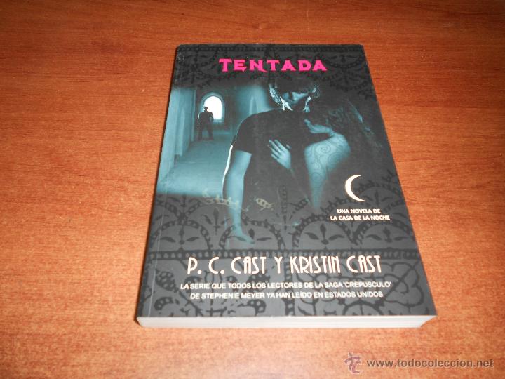 Libros de segunda mano: SERIE DE LA CASA DE LA NOCHE: TENTADA (CAST Y CAST)