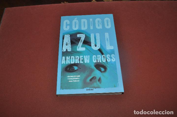 Libros de segunda mano: c&oacute;digo azul - andrew gross - umbriel - NNB - Foto 3