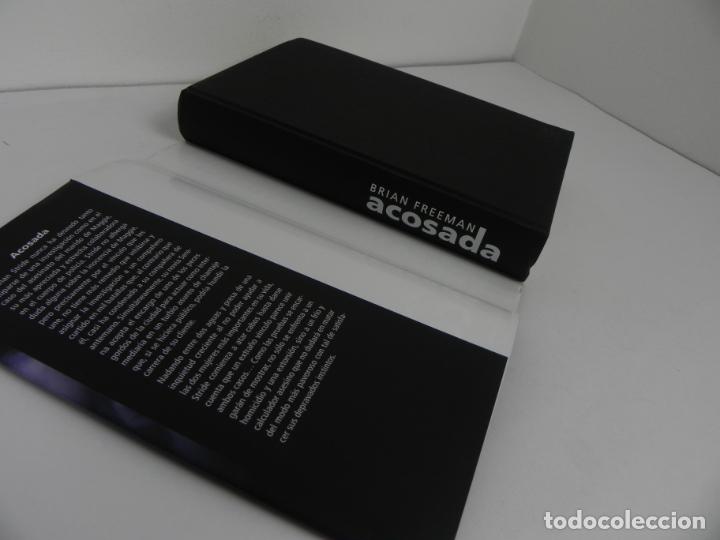 Libros de segunda mano: ACOSADA (BRIAN FREEMAN) CIRCULO DE LECTORES-2008 - Foto 2