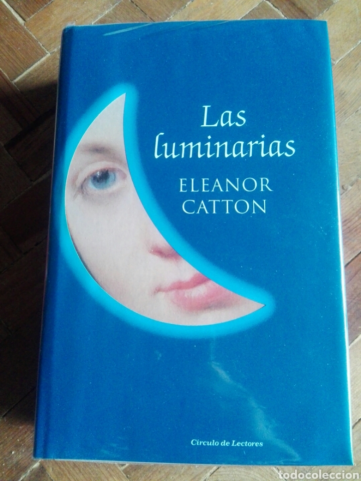 Libros de segunda mano: Libro Las Luminarias de Eleanor Catton - Foto 1