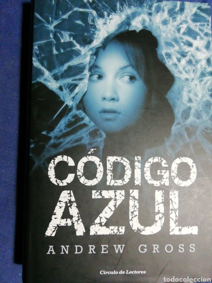 Libros de segunda mano: C&Oacute;DIGO AZUL. ANDREW GROSS - Foto 1
