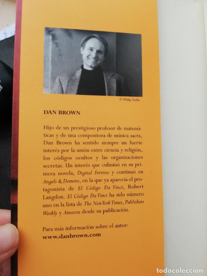 Libros de segunda mano: EL C&Oacute;DIGO DA VINCI (DAN BROWN) - UMBRIEL - Foto 2