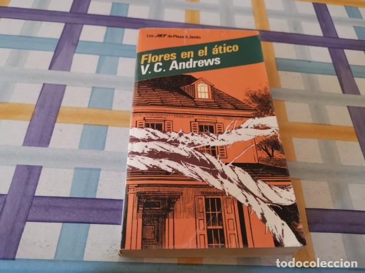 Libri di seconda mano: FLORES EN EL &Aacute;TICO V. C. ANDREWS 1ERA ED. 1984 PLAZA & JANES