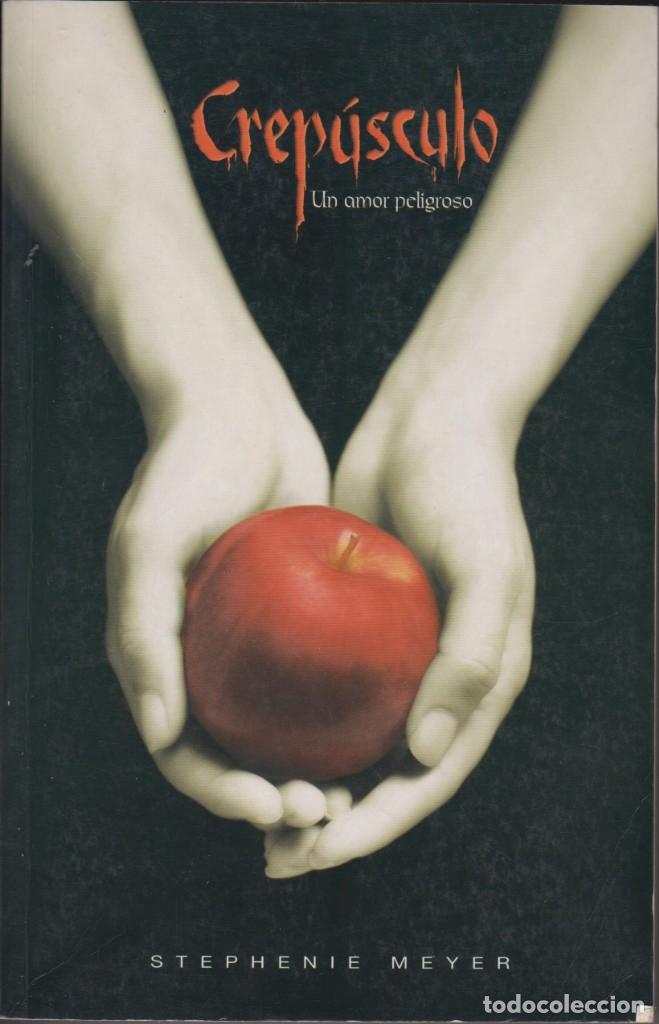 Libros de segunda mano: CREP&Uacute;SCULO, DE STEPHENIE MEYER - Foto 1