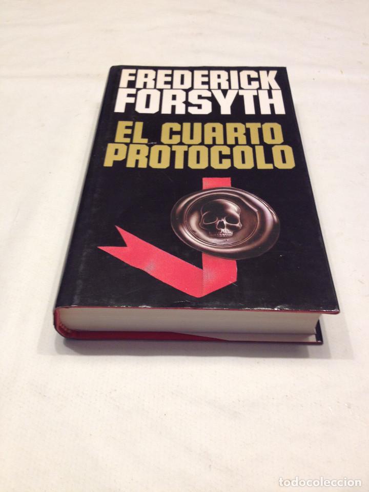 Libros de segunda mano: FREDERICK FORSYTH - EL CUARTO PROTOCOLO - Foto 1