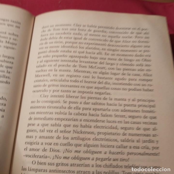 Libros de segunda mano: Stephen King. Cell. Circulo de lectores. 2006. - Foto 3