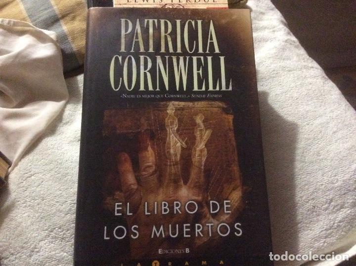 Gebrauchte B&uuml;cher: EL LIBRO DE LOS MUERTOS DE PATRICIA CORNWELL Tapa dura