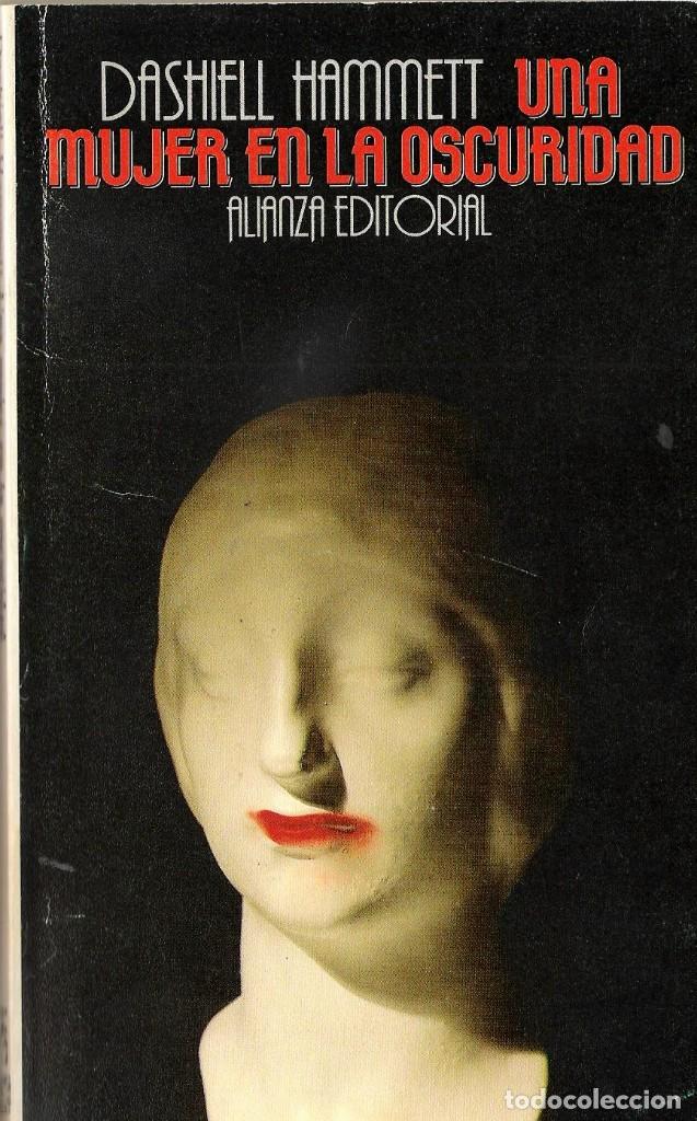Libros de segunda mano: UNA MUJER EN LA OSCURIDAD - Foto 1
