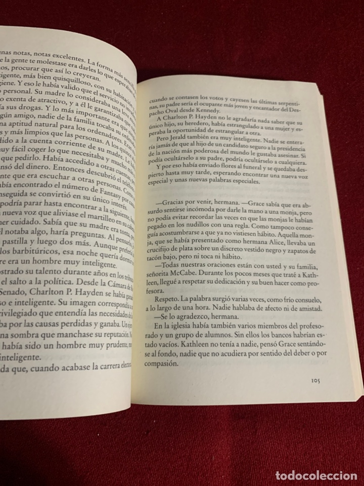 Libros de segunda mano: Atrapada. Nora Roberts. - Foto 4
