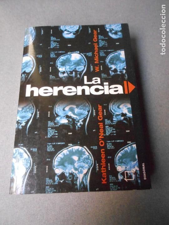 Libros de segunda mano: LA HERENCIA - Foto 1