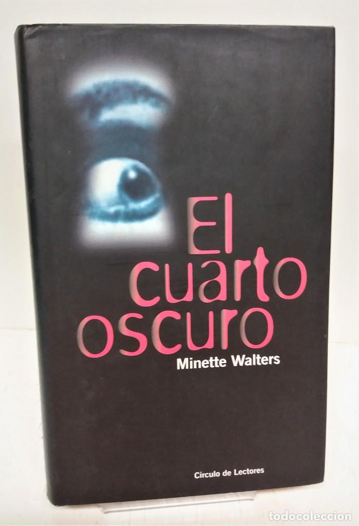 Libros de segunda mano: Libro El cuarto oscuro. Minette Walters - Foto 1