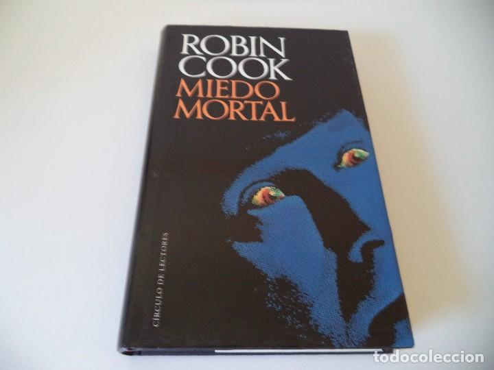 Libros de segunda mano: Miedo Mortal.Robin Cook. - Foto 2