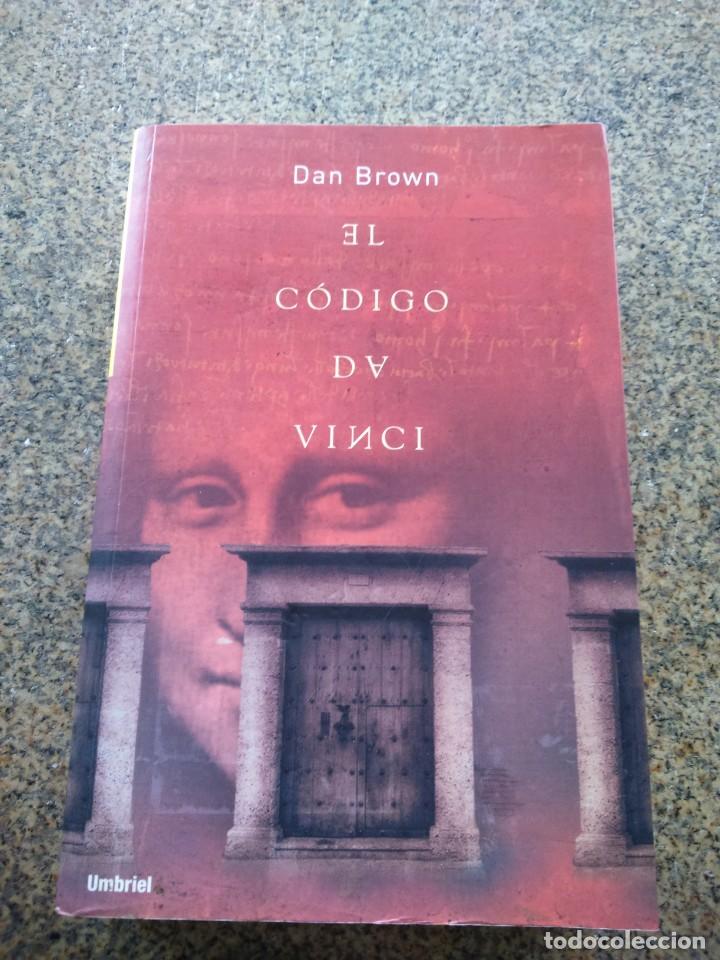 Libros de segunda mano: EL CODIGO DA VINCI -- DAN BROWN -- UMBRIEL 2004 -- - Foto 1