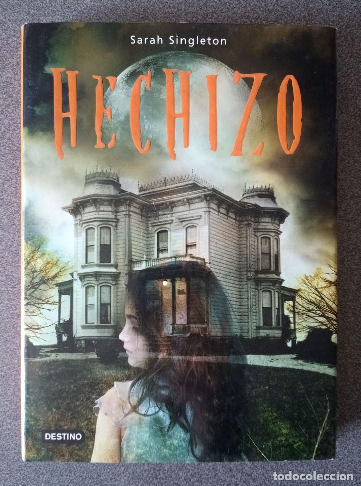 Libros de segunda mano: Hechizo Sarah Singleton - Foto 1