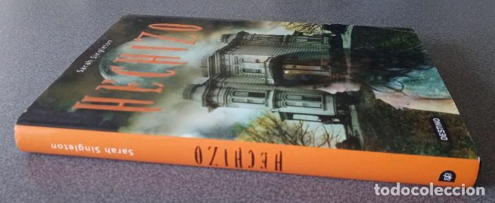 Libros de segunda mano: Hechizo Sarah Singleton - Foto 2