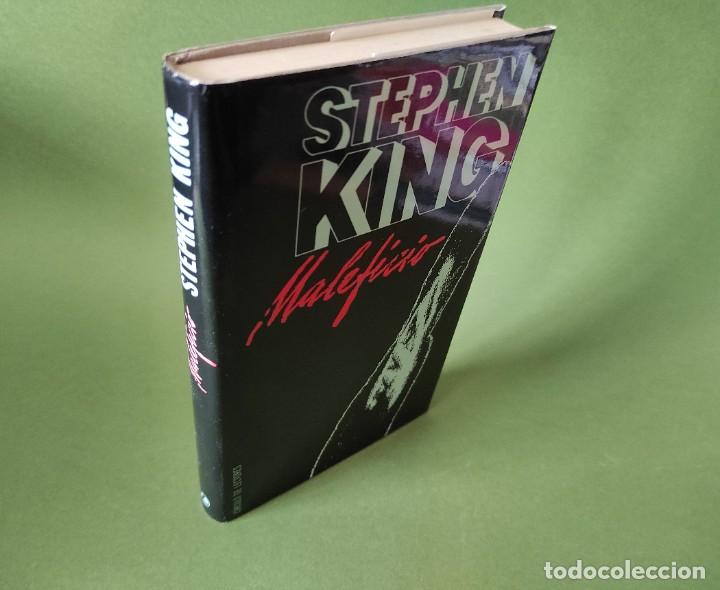 Libros de segunda mano: MALEFICIO - Stephen King - Foto 1