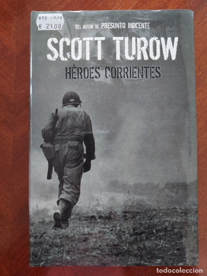 Libros de segunda mano: H&eacute;roes corrientes de Scott Turow - Foto 1