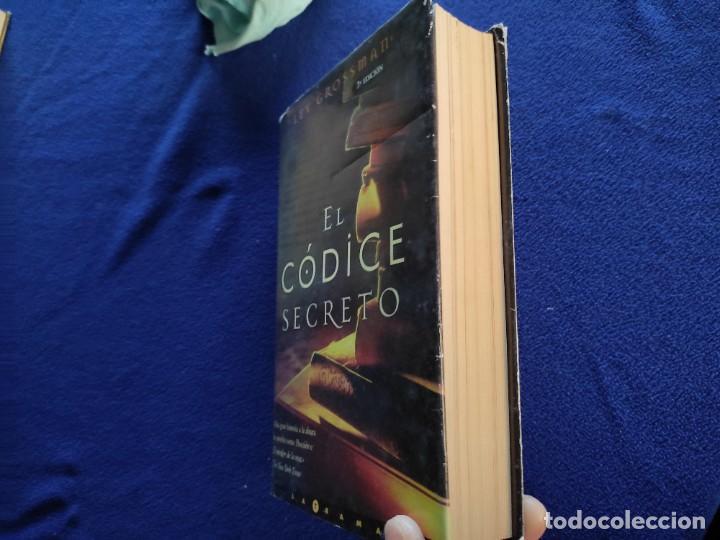 Libros de segunda mano: El C&oacute;dice Secreto Lev Grossman Ediciones B,S.A. 2004 - Foto 6