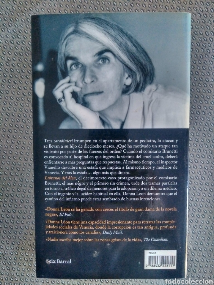 Libros de segunda mano: L&iacute;branos del bien / Donna Le&oacute;n - Foto 3