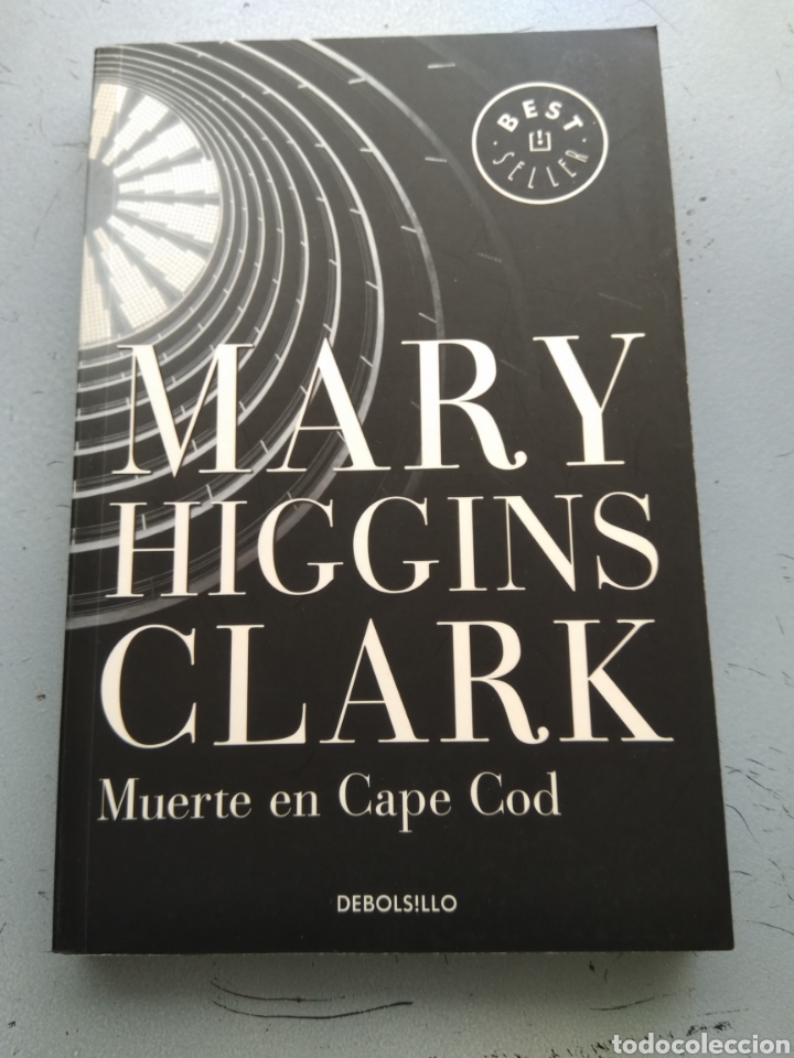 Libros de segunda mano: MUERTE EN CAPE COD/MARY HIGGINS CLARK - Foto 1