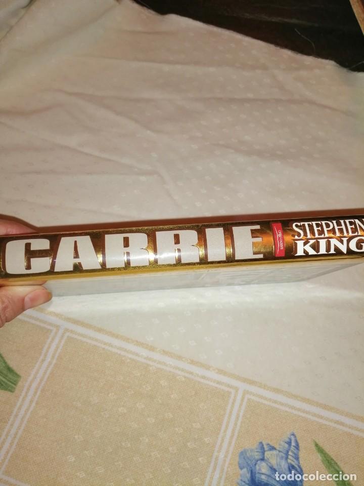 Libros de segunda mano: Carrie de Stephen King - Foto 2
