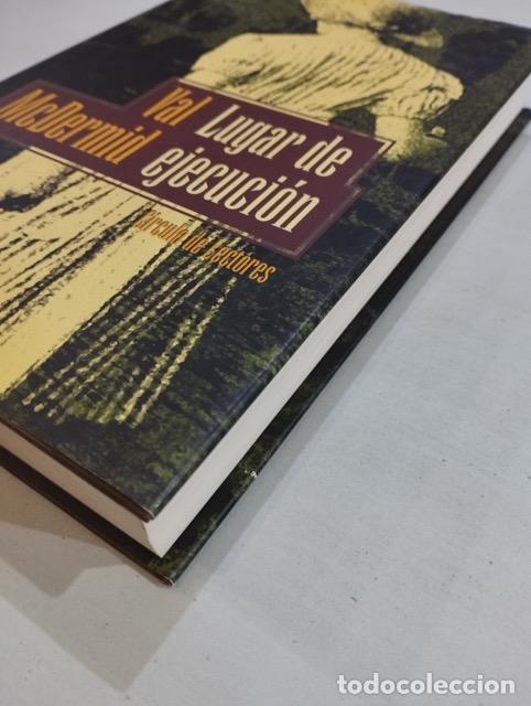 Libros de segunda mano: Val McDermid - Lugar de ejecuci&oacute;n - Foto 2